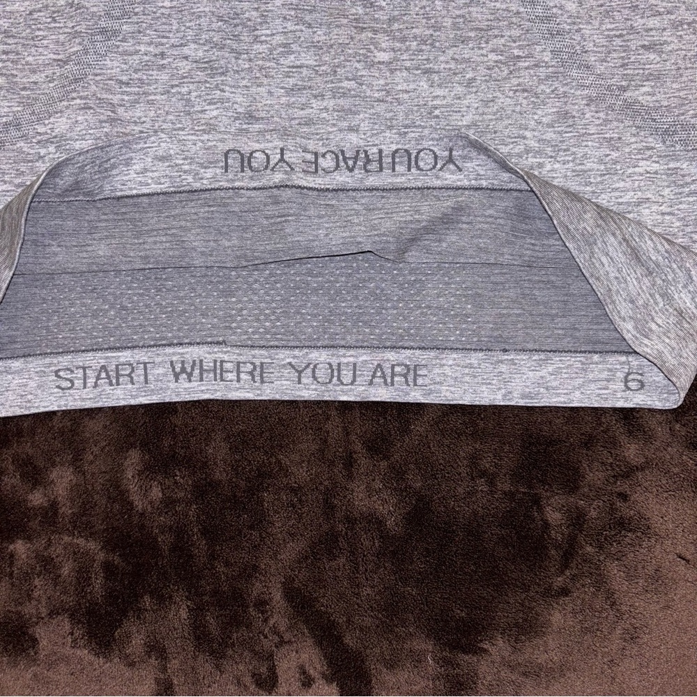 Lululemon Gray Swiftly Tech Long Sleeve Women’s Size 6 Shirt 2.0 Hip Length - Picture 5 of 7